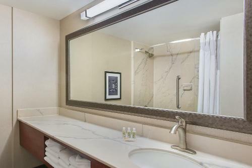 Hotel Holiday Inn University Plaza-bowling Green