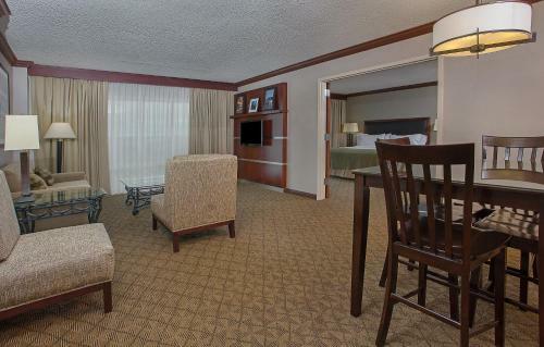 Hotel Holiday Inn University Plaza-bowling Green