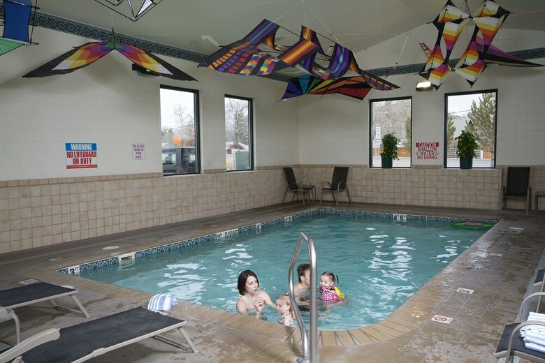 Hotel Boothill Inn And Suites