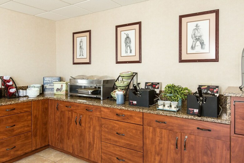 Hotel Boothill Inn And Suites