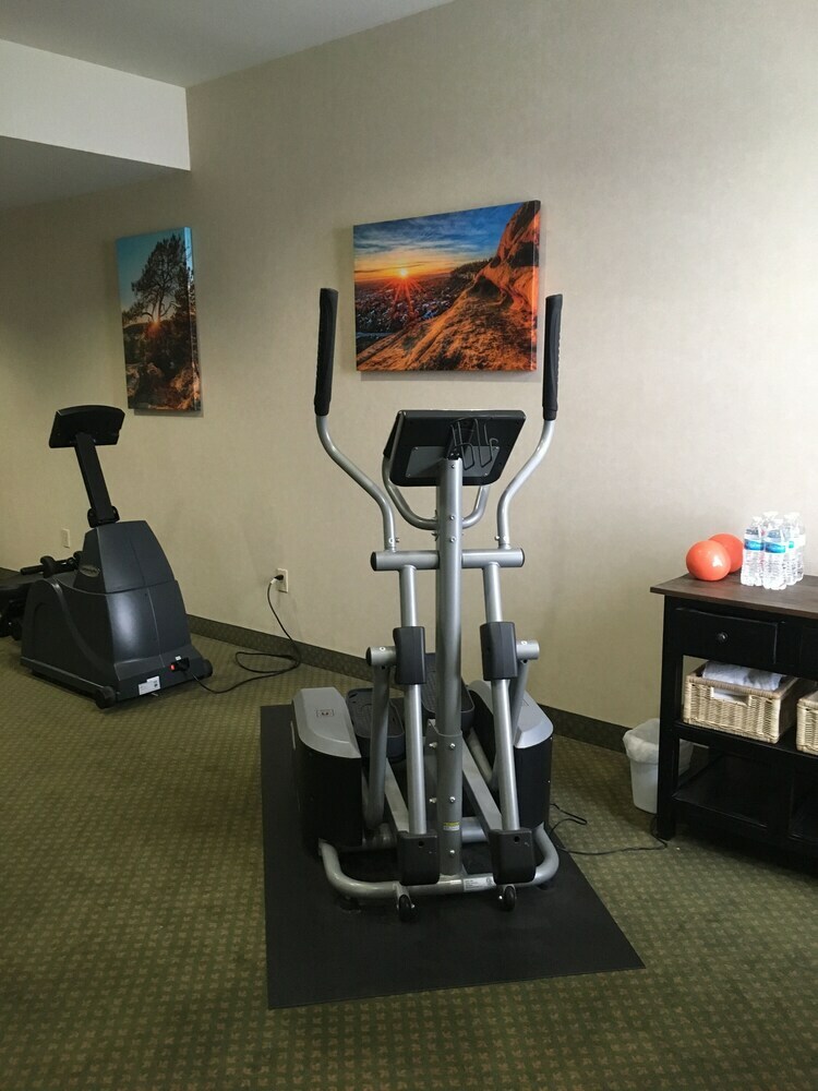 Hotel Boothill Inn And Suites