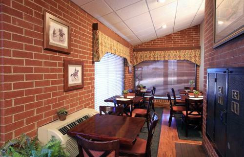 Hotel Plaza Inn Midland