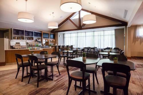 Hotel Courtyard Rochester East / Penfield