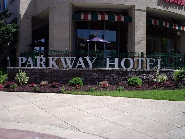 Parkway Hotel Saint Louis