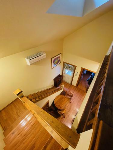 Bed & Breakfast All Seasons Treehouse Village