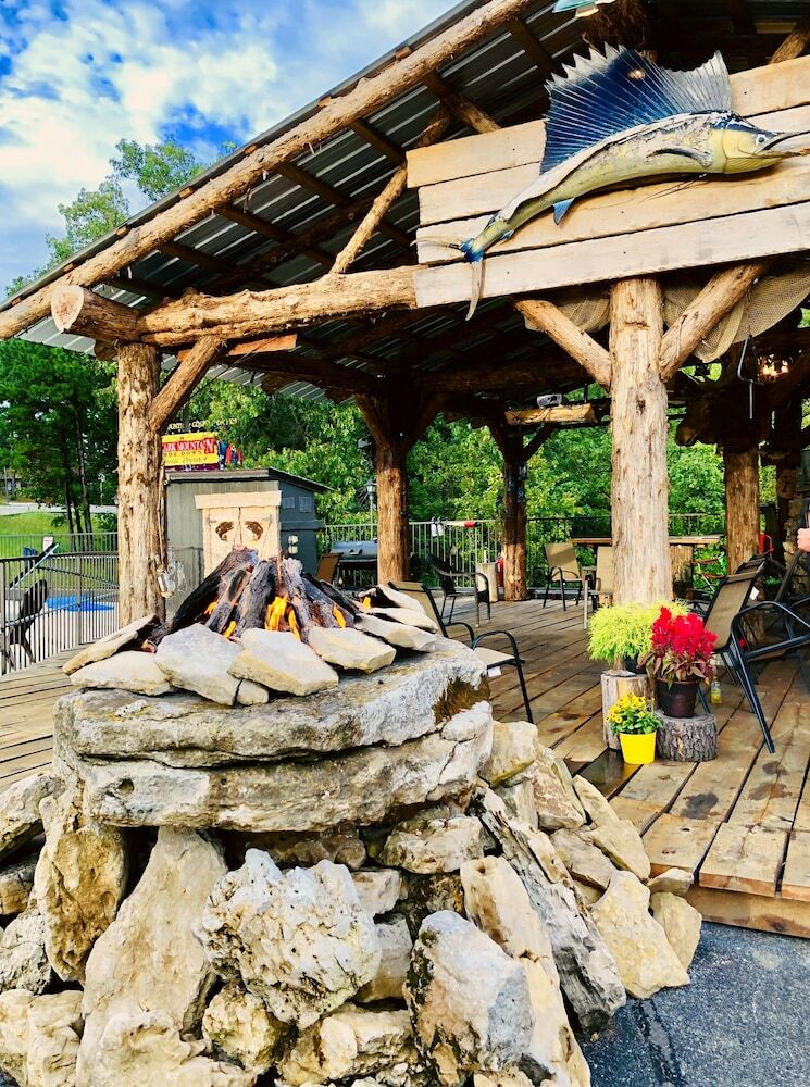 Hotel Stonegate Inn