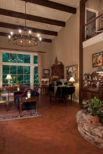 The Stockade Bed And Breakfast