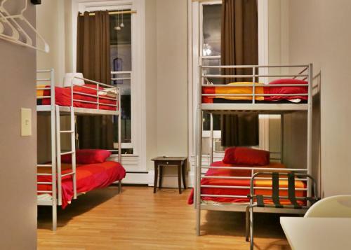 Hostelling International San Diego Downtown