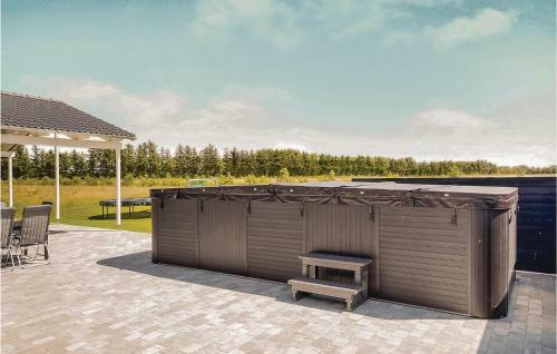 Five-bedroom Holiday Home In Ansager