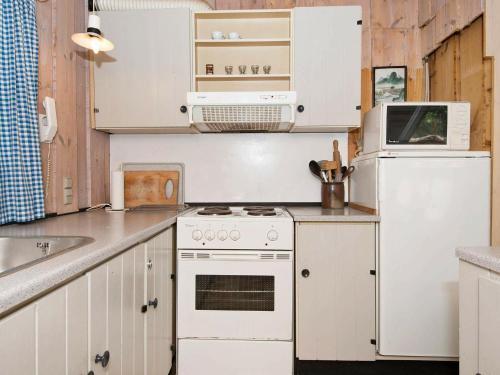 Two-bedroom Holiday Home In Toftlund 24