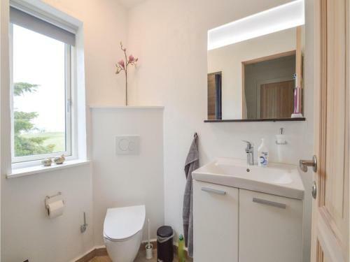 Three-bedroom Holiday Home In Bandholm
