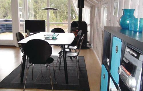 Holiday Home Bl�b�rheden Hvide Sande III