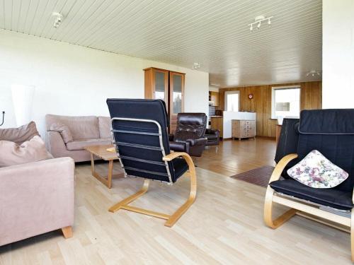 Three-bedroom Holiday Home In Bogense 3