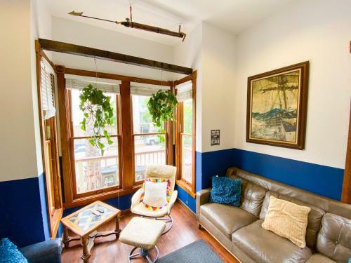 International Travelers House Adventure Hostel