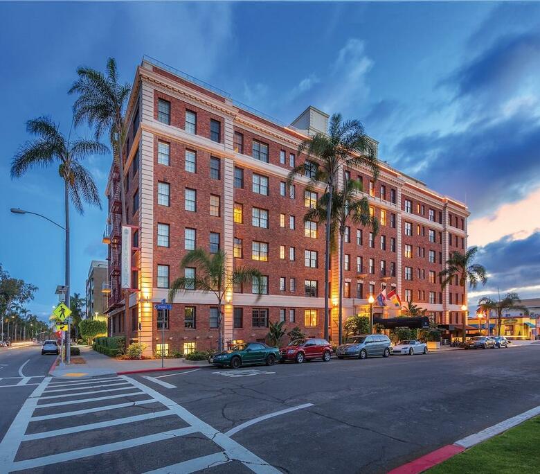 Hotel Inn At The Park