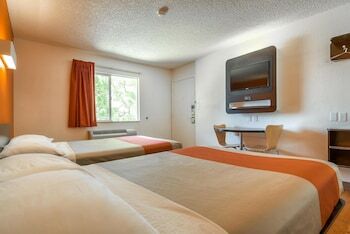 Motel 6 San Diego North