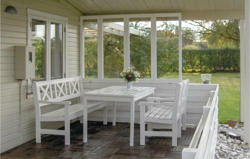 Two-bedroom Holiday Home In Brenderup Fyn