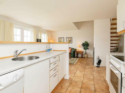 Three-bedroom Holiday Home In Brenderup Fyn 1
