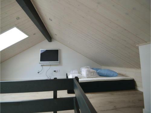 Holiday Home Glesborg 01