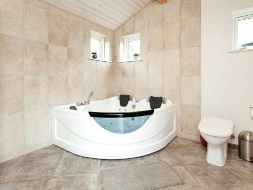 One-bedroom Holiday Home In Dannemare 3