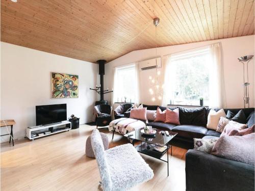 Holiday Home G�sehagevej Ebeltoft V