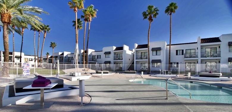 Hotel Serene, A Vegas Resort