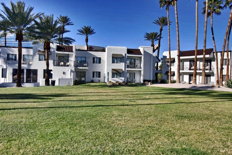 Hotel Serene, A Vegas Resort