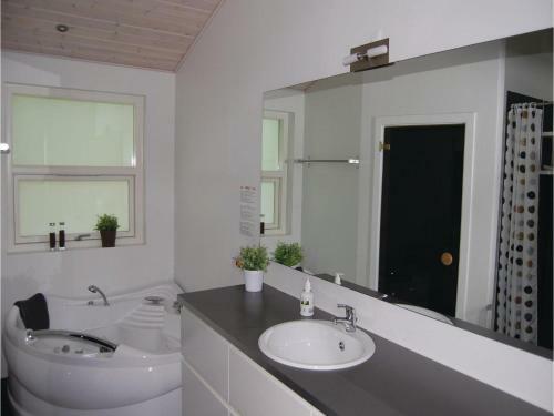 Holiday Home �reflak Ebeltoft X