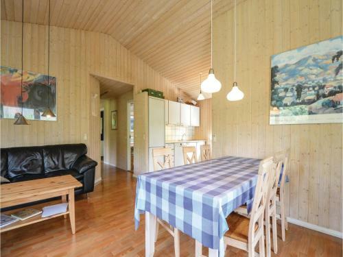 Holiday Home B�kholmen Ebeltoft V