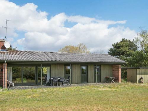 Four-bedroom Holiday Home In Bl�vand 38