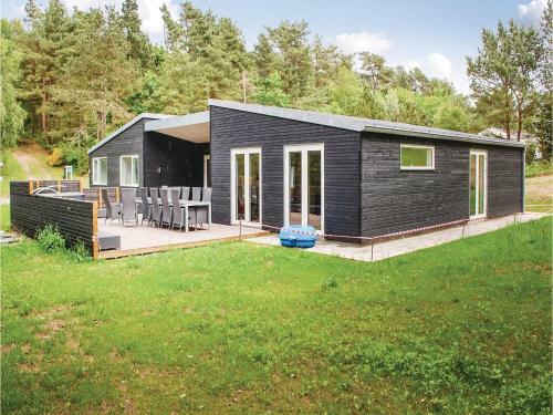 Holiday Home Handrup Strand With Shower