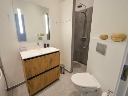 Holiday Home Handrup Strand With Shower
