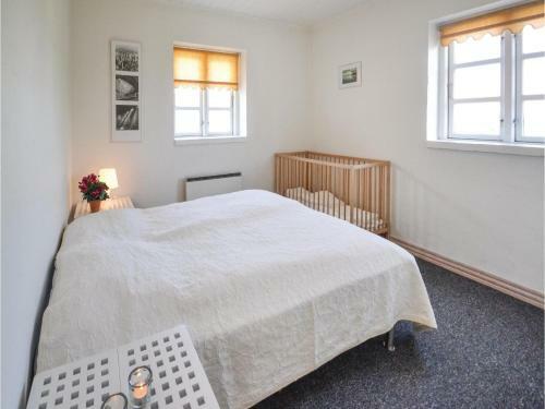 Eight-bedroom Holiday Home In Ebeltoft