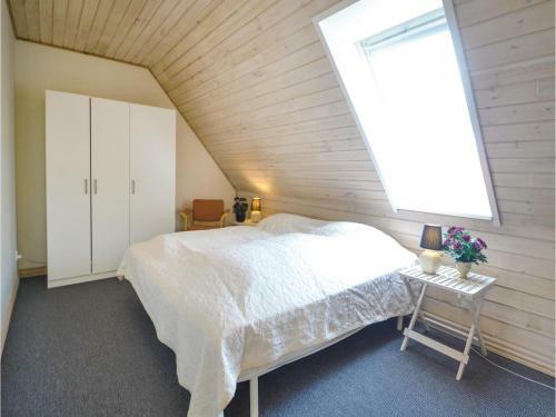 Eight-bedroom Holiday Home In Ebeltoft