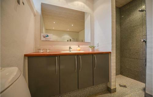 Four-bedroom Holiday Home In Ebeltoft
