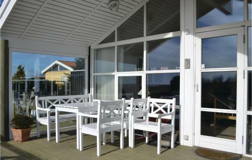 Four-bedroom Holiday Home Ebeltoft With Sea View 04
