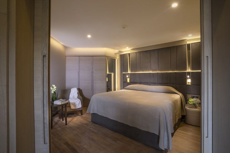 Four Seasons Hotel