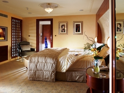 Four Seasons Hotel