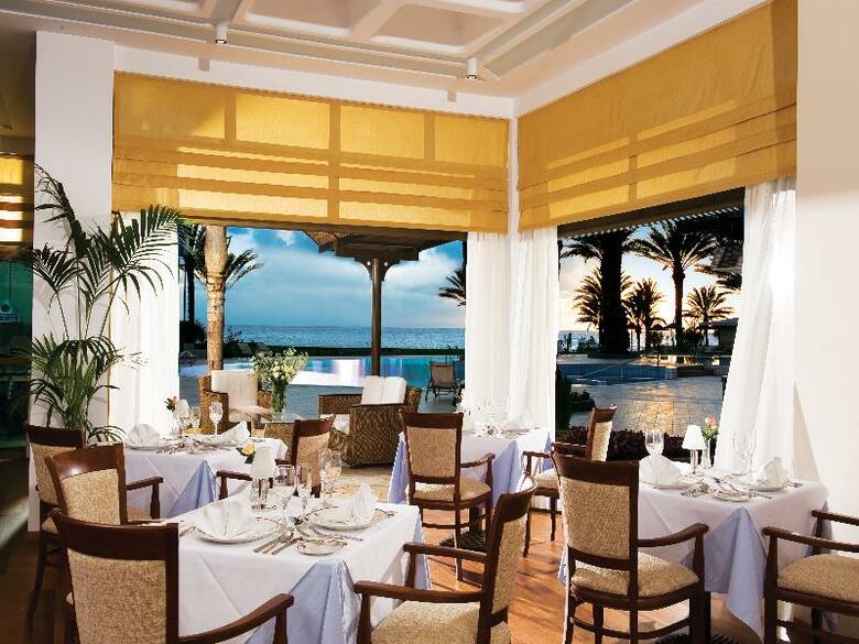 Hotel Constantinou Bros Athena Beach