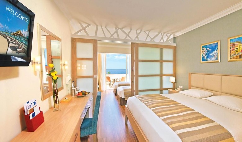 Hotel Olympic Lagoon Resort Paphos