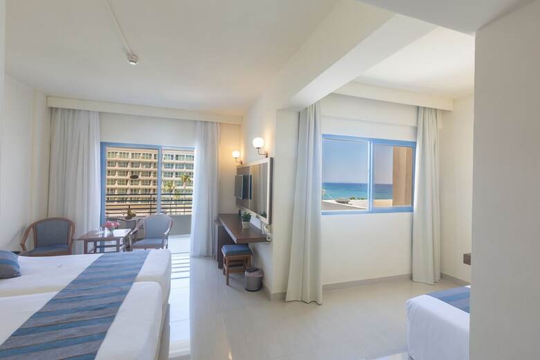 Hotel Iliada Beach(.)