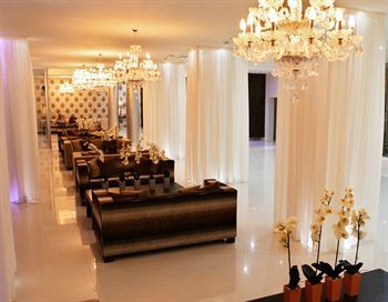 Hotel Vrissiana Beach(.)