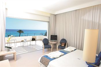 Hotel Vrissiana Beach(.)