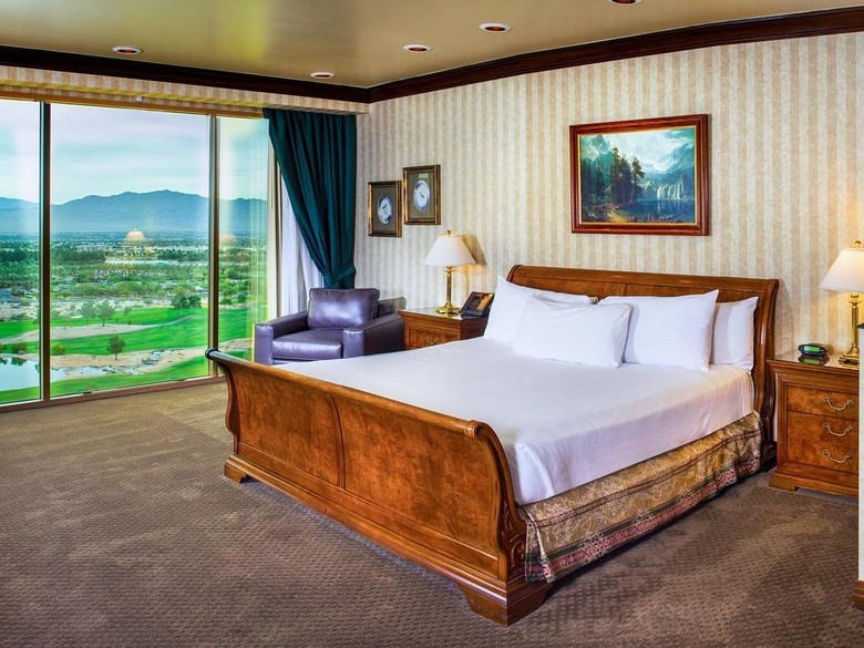 Suncoast Hotel And Casino