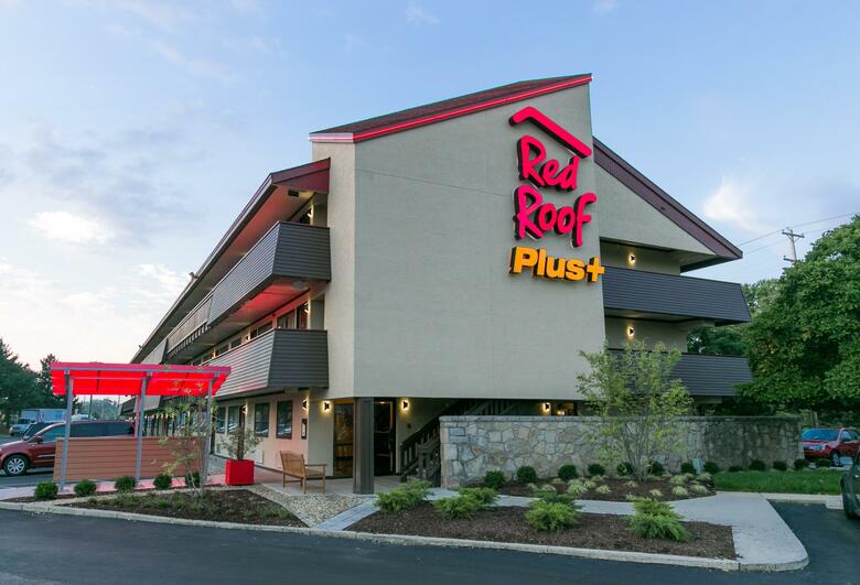 Hotel Red Roof Plus+ Columbus - The Ohio State University