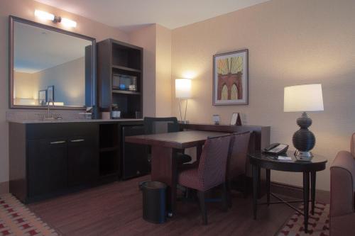 Hotel Embassy Suites Columbus - Airport