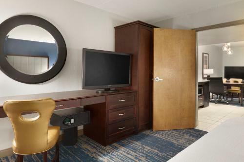 Hotel Embassy Suites Columbus