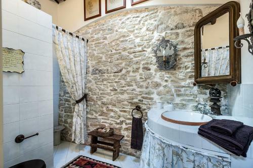 Citta Povera Villa Sleeps 5 Pool Air Con Wifi