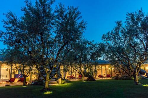 Bed & Breakfast San Colombano Suites