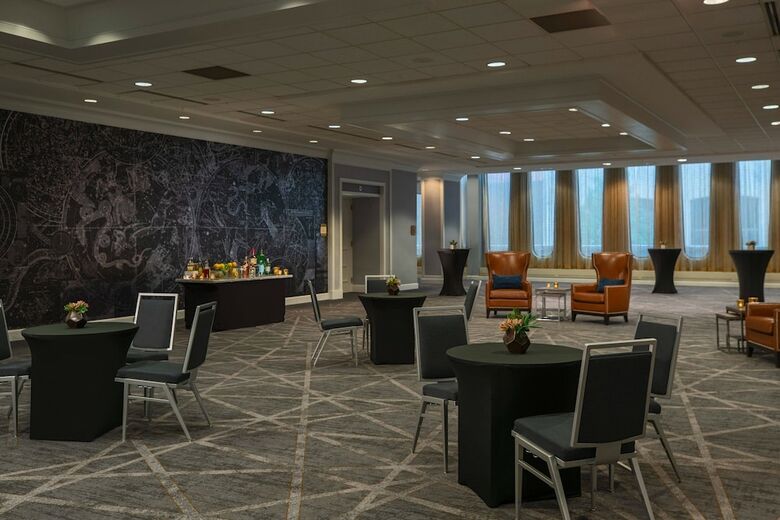 Renaissance Columbus Downtown Hotel